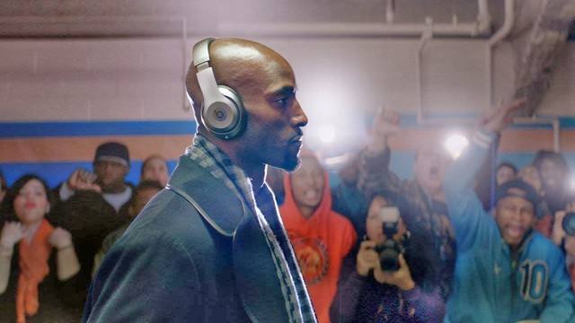 哪些耳机有nba联名（2019 NBA全明星赛来袭，苹果新品太应景：Beats NBA联名款耳机）