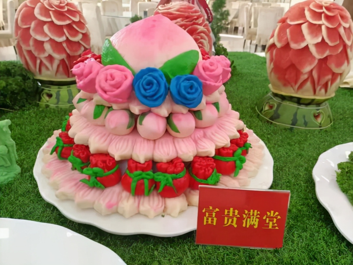 6米长蛋糕“免费”赠送！东北这所“吃饭”大学火了