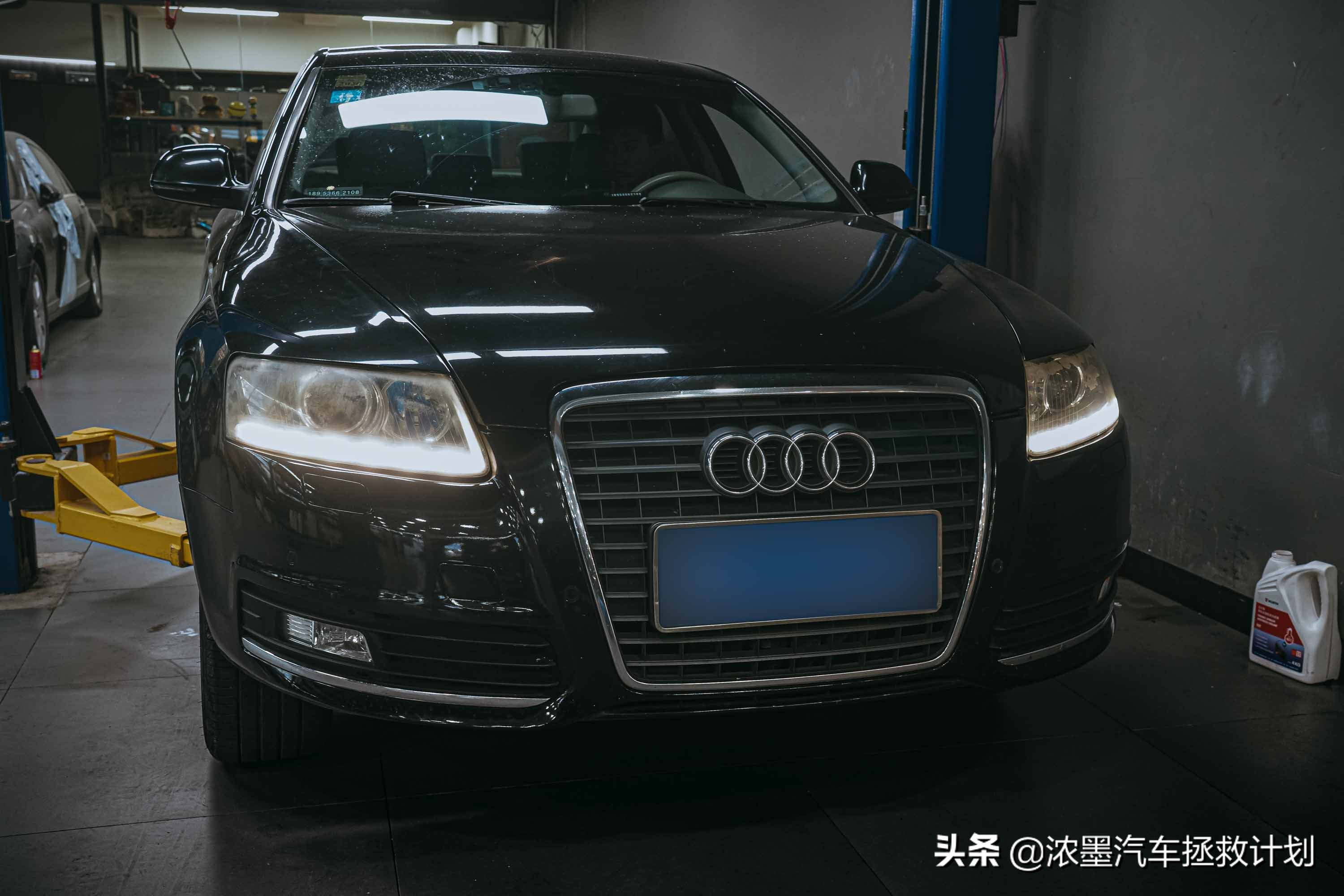 老款奥迪A6经典车型交汇光影效果展示