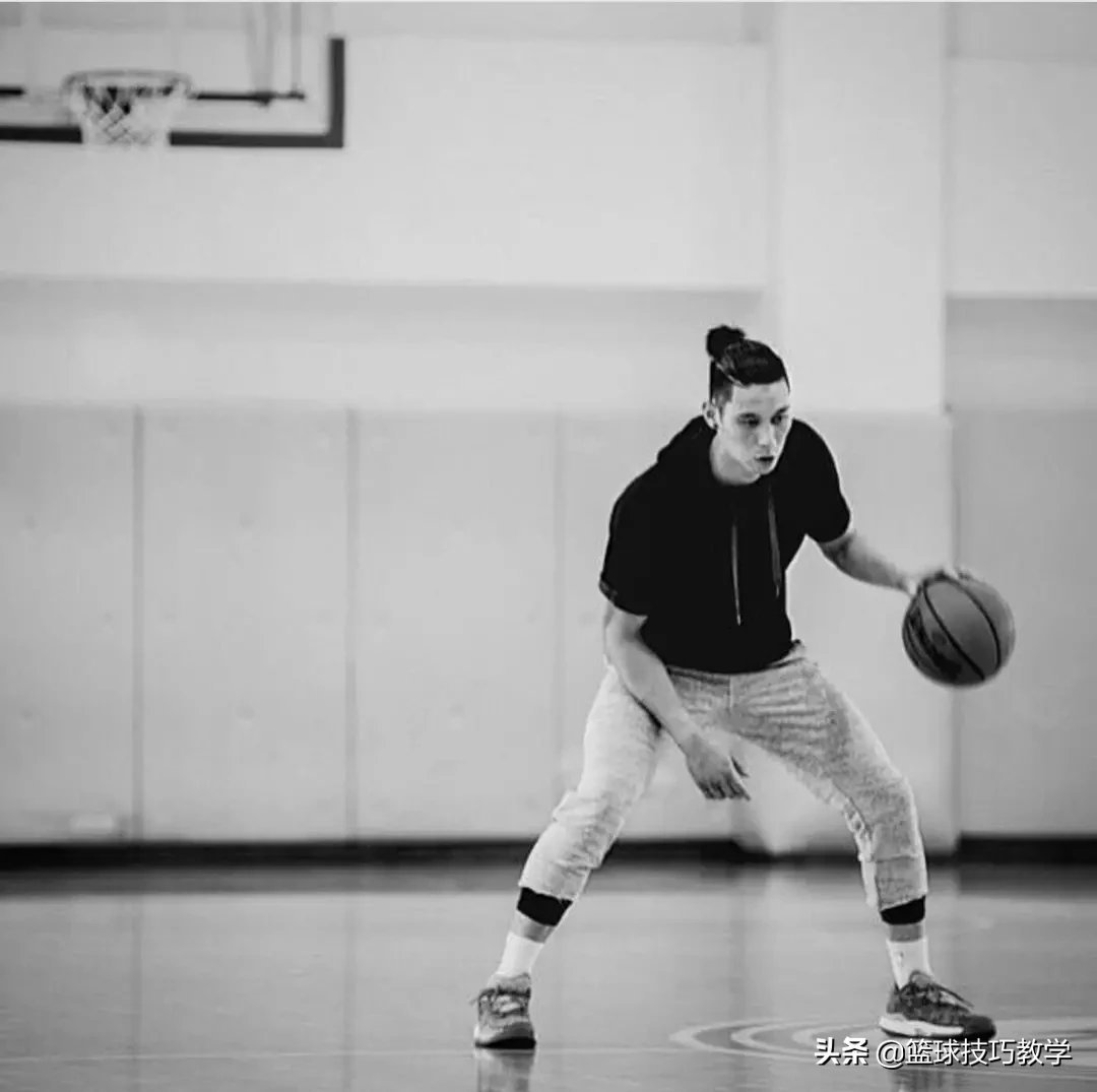 林书豪为什么没签约nba球队(外援工资帽定在700万美金，林书豪还没有签约首钢的原因找到了)