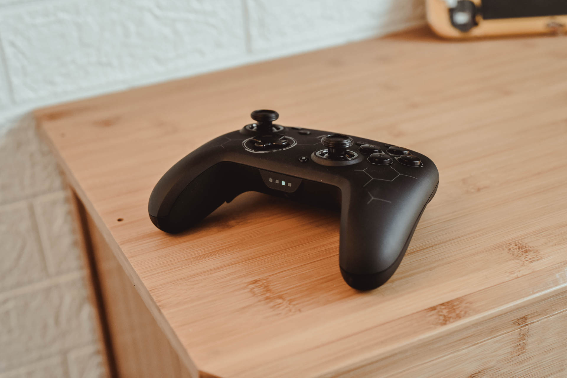 从新手到物理开挂,宏录制 6轴陀螺仪,bigbigwon游戏手柄体验