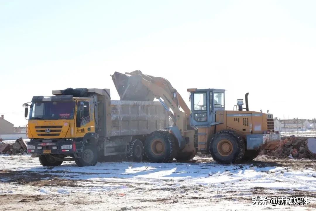 乌兰察布一地发现26处涉嫌违法占耕地建房、建圈、围墙等行为...