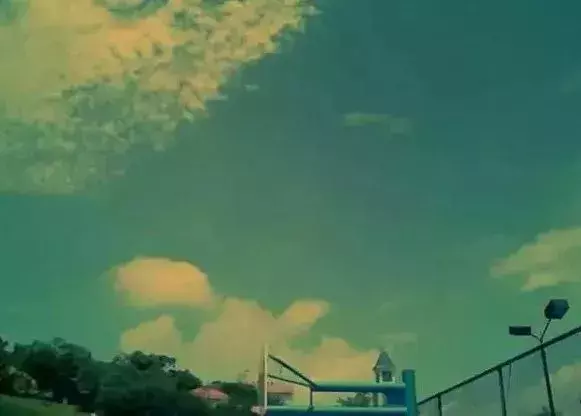 眼睛模糊不清、重影、视力下降等情况，中老年人要当心白内障！
