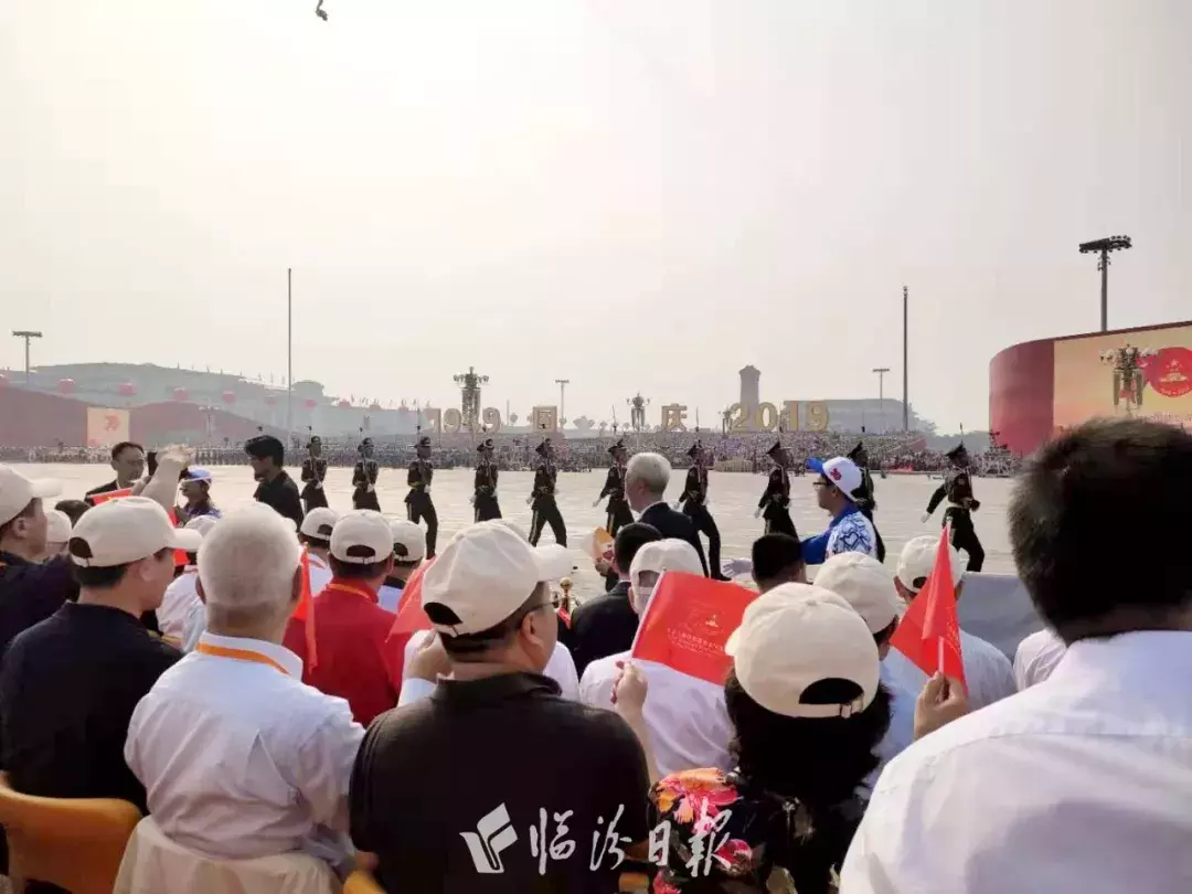 观礼台上!礼宾车里!阅兵方队、游行队伍……这么多山西人参加了国庆联欢活动