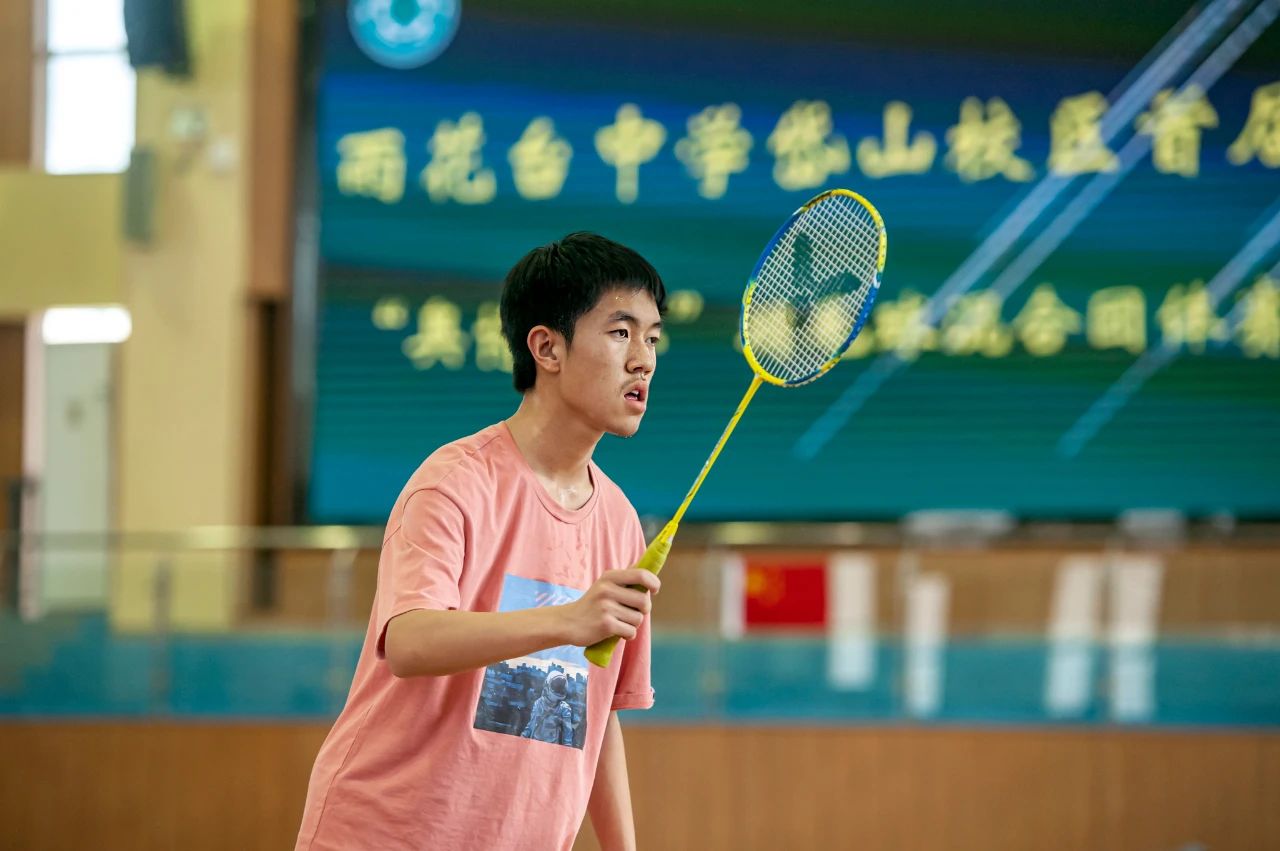 南京全封闭寄宿制新贵学校，它排第一