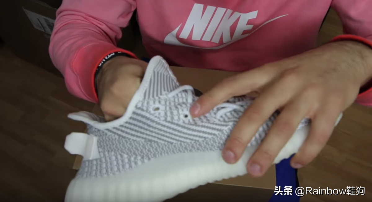 yeezy鞋帶系法(yeezy鞋帶系法kaws視頻)