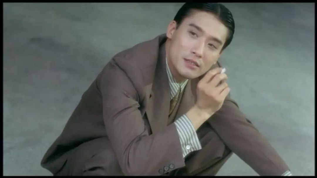 香港明星男(岁月抹不去盛世美颜,这10大香港男神无法撼动)