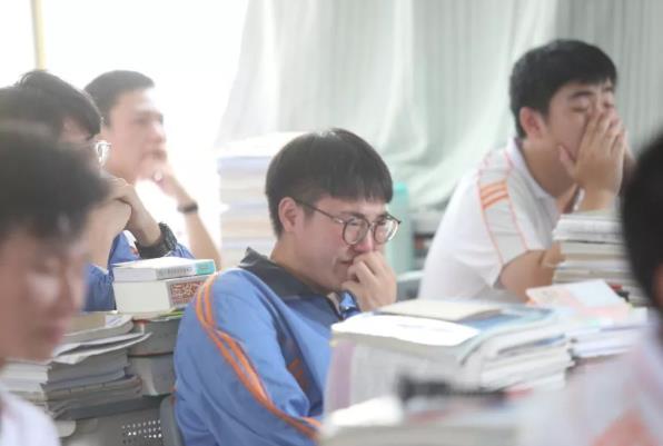 辽宁一批野鸡大学被曝光，毕业证如同废纸，考生报考需知晓