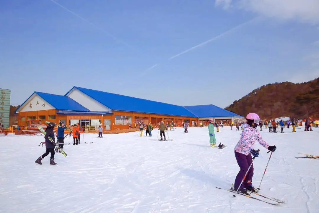 石景山游乐园新年冰雪嘉年华通票上榜理由:梦幻城堡北京后花园(白虎涧