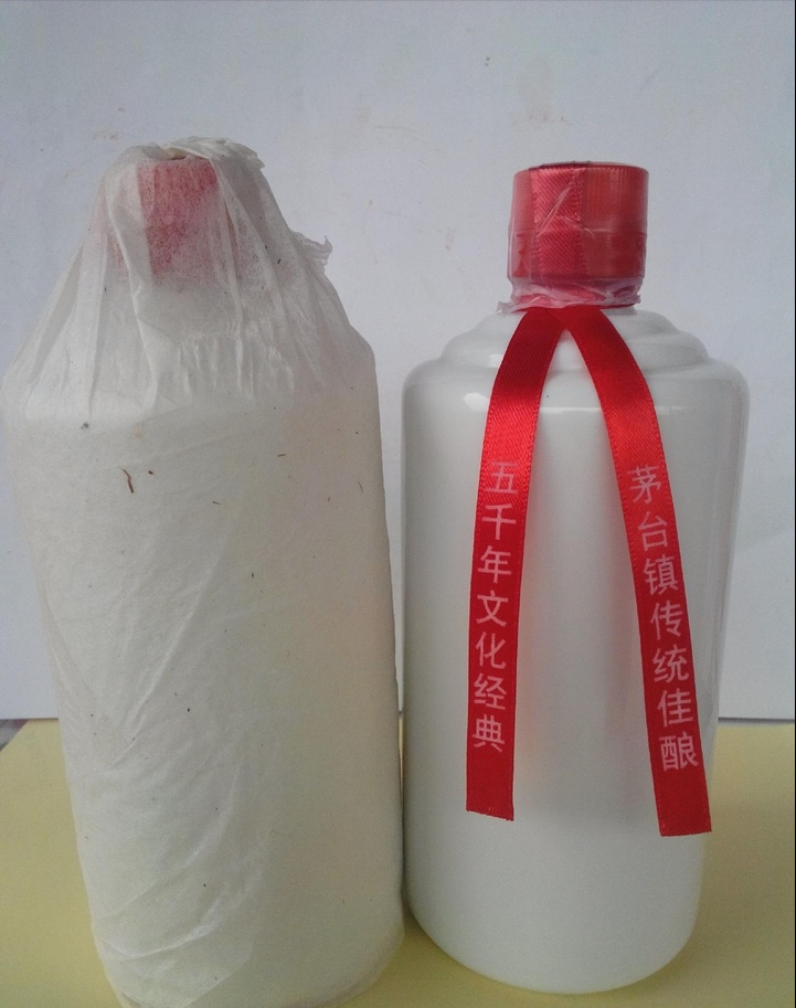酱香好酒出贵州，为何号称3000家酒厂的茅台镇，出好酒的凤毛麟角