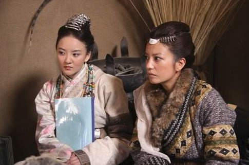 隐婚3年流产2次，遭丈夫家暴出轨，今患抑郁疑服药自杀昏迷20分钟