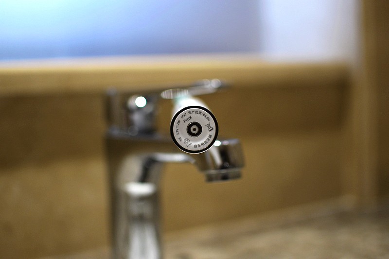 12档无极变速 不伤牙黑科技 扉乐FiliX TIE旗舰级声波电动牙刷