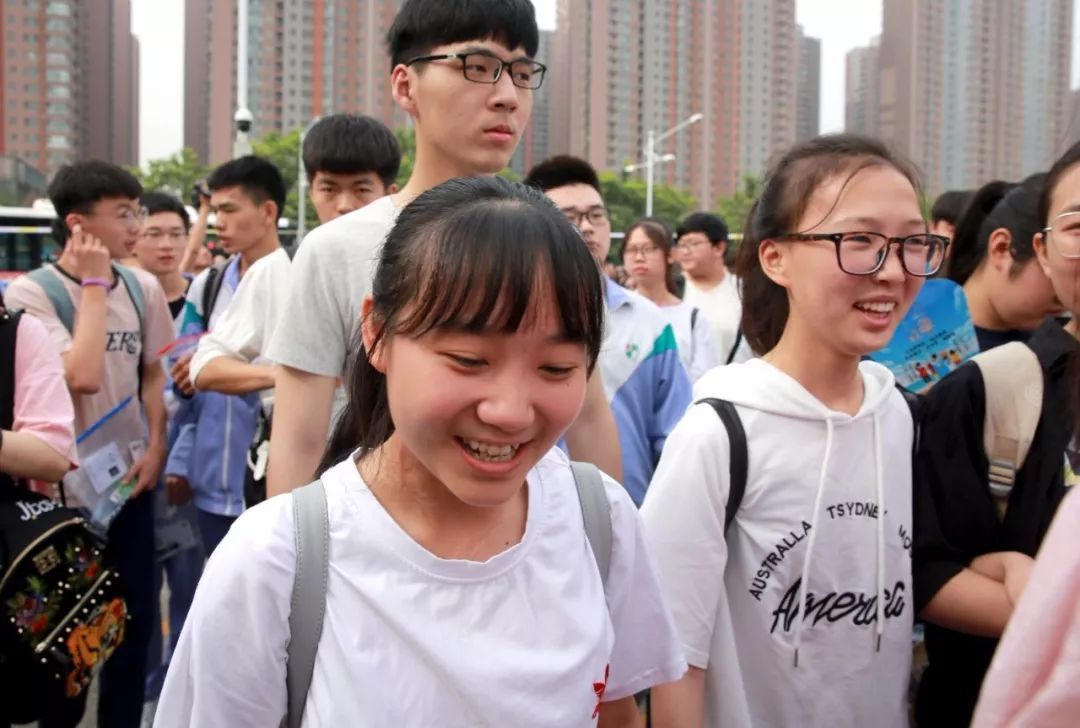 高中班主任透露，高考成绩“定型期”是这个月，考生要重点关注