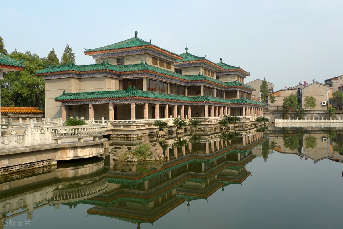 自驾游武汉到成都，2869公里大环线，三峡张家界桃花源尽在其中