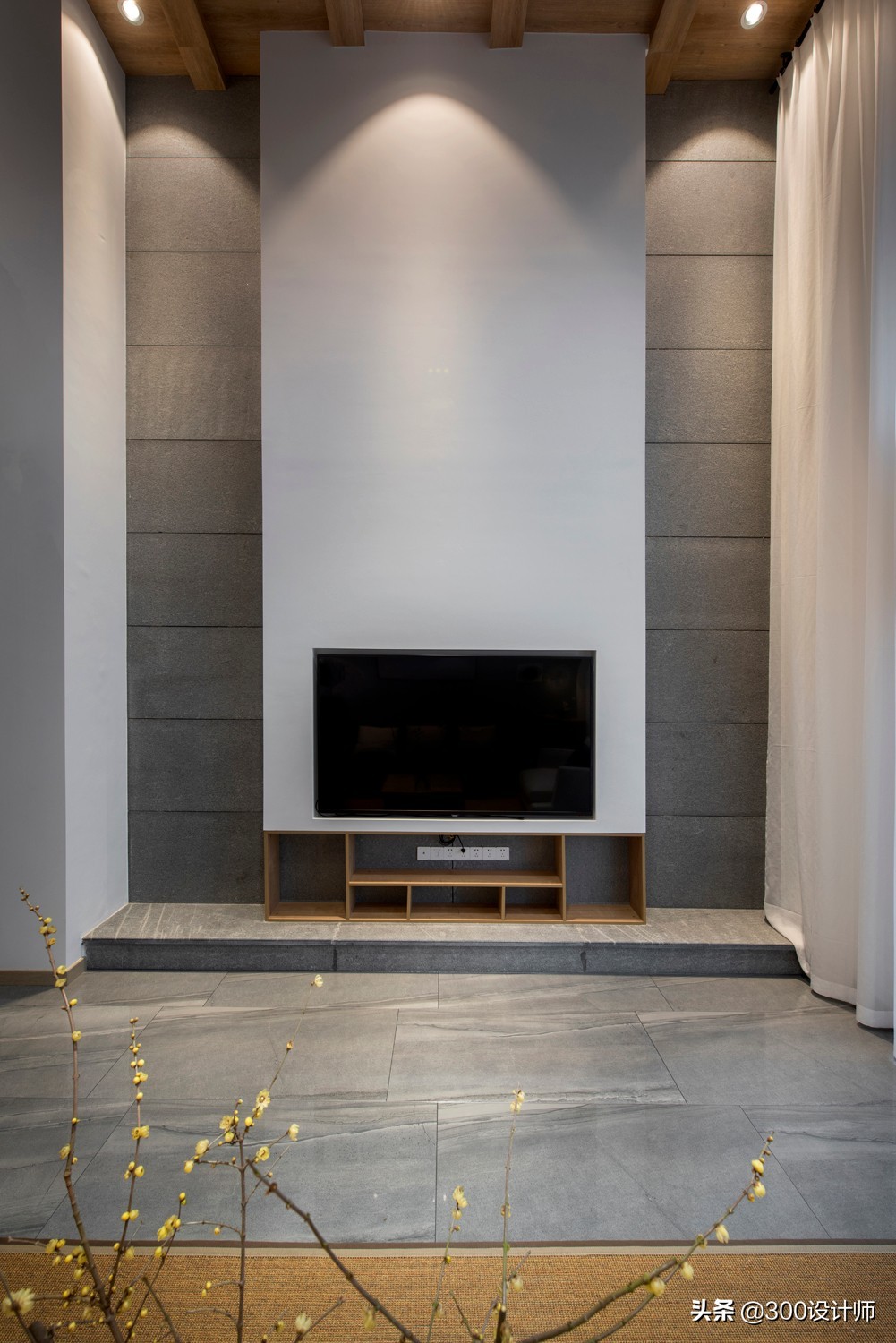 陈柯辛作品：晒晒200㎡复式装修，总造价90万，上下层挑高6米