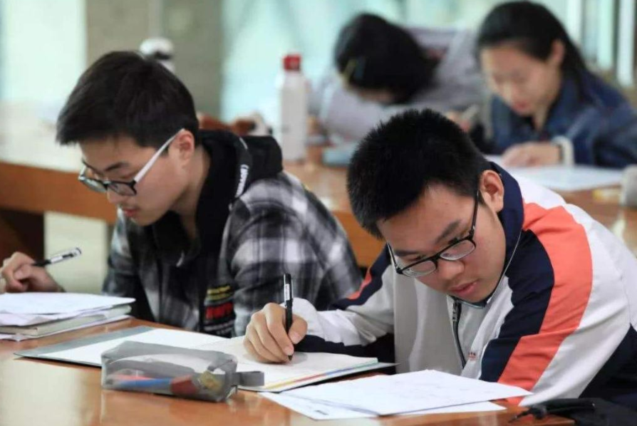 新高考模式的“最佳首选”组合，难度较小易拿高分，值得参考