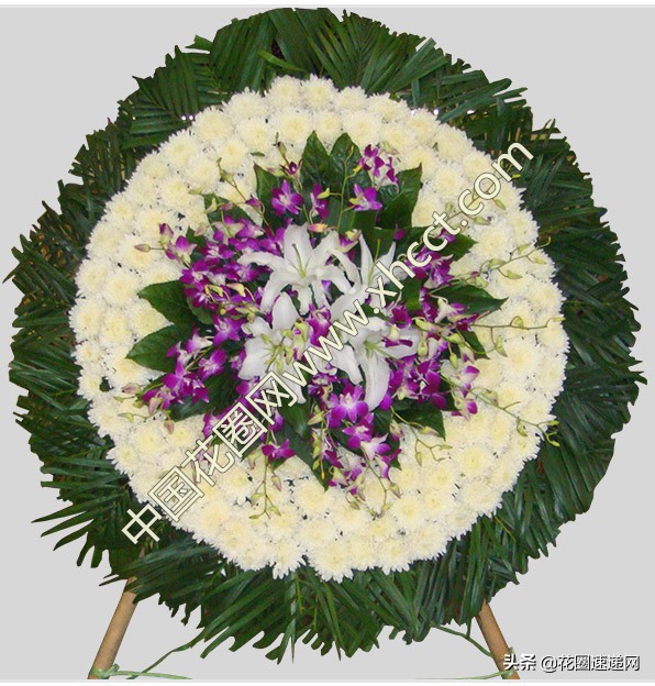 （订购）殡葬花圈：讣告接到后，要如何送花圈吊唁逝者