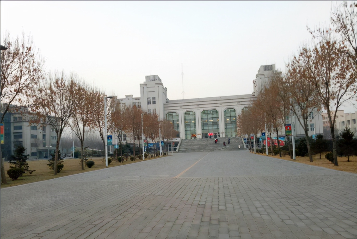 四方共建，源于航天，特殊人才，奉献太空——北华航天工业学院