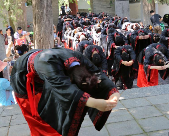 高考“分数线”陆续公布，这个省的文科生慌了：为啥受伤的总是我