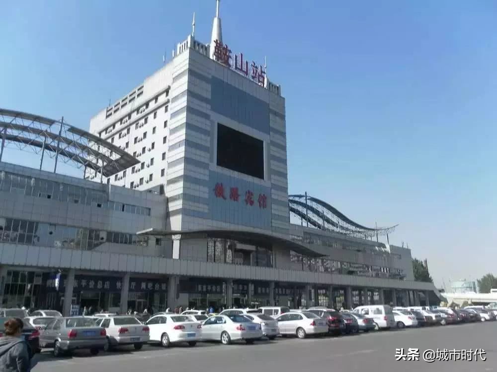 辽宁14市最新排名：抚顺位居第九，大连领先沈阳，12城不足千亿