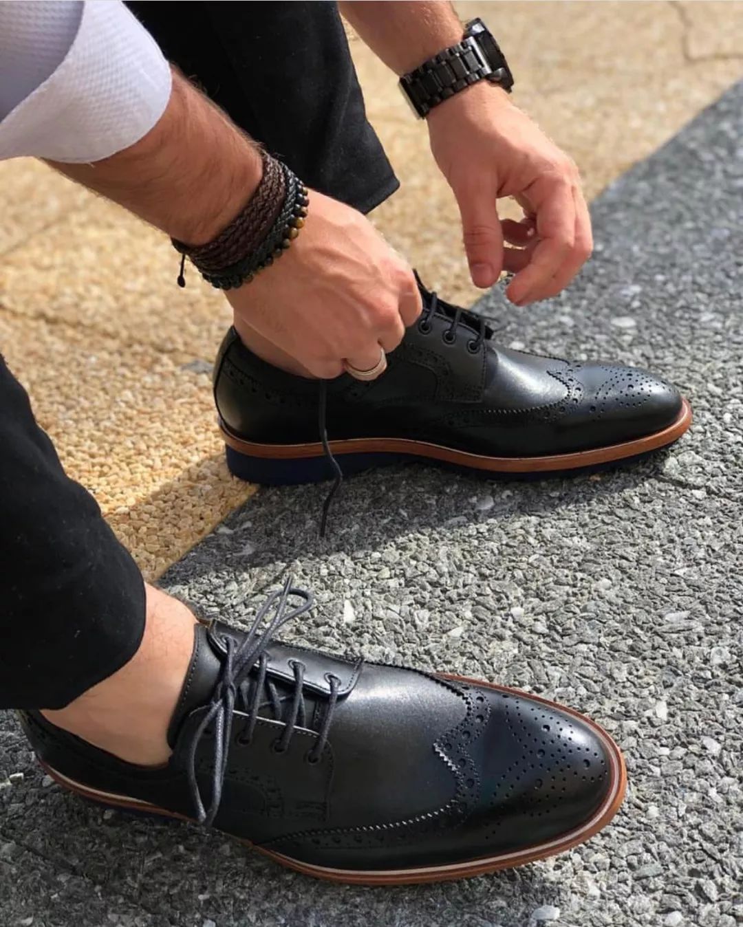 皮鞋掉漆怎么办？一招教你变新鞋！