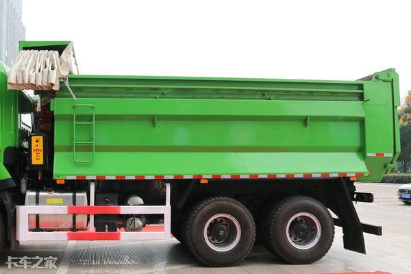 高性价比可靠性，这四款6×4自卸车堪称基建狂魔好帮手