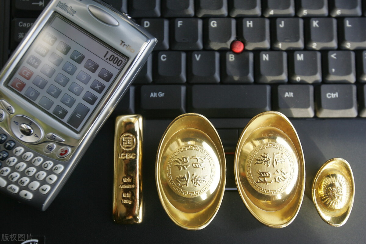 100公斤人民币和100公斤黄金，谁更值钱？如果换成美元呢？