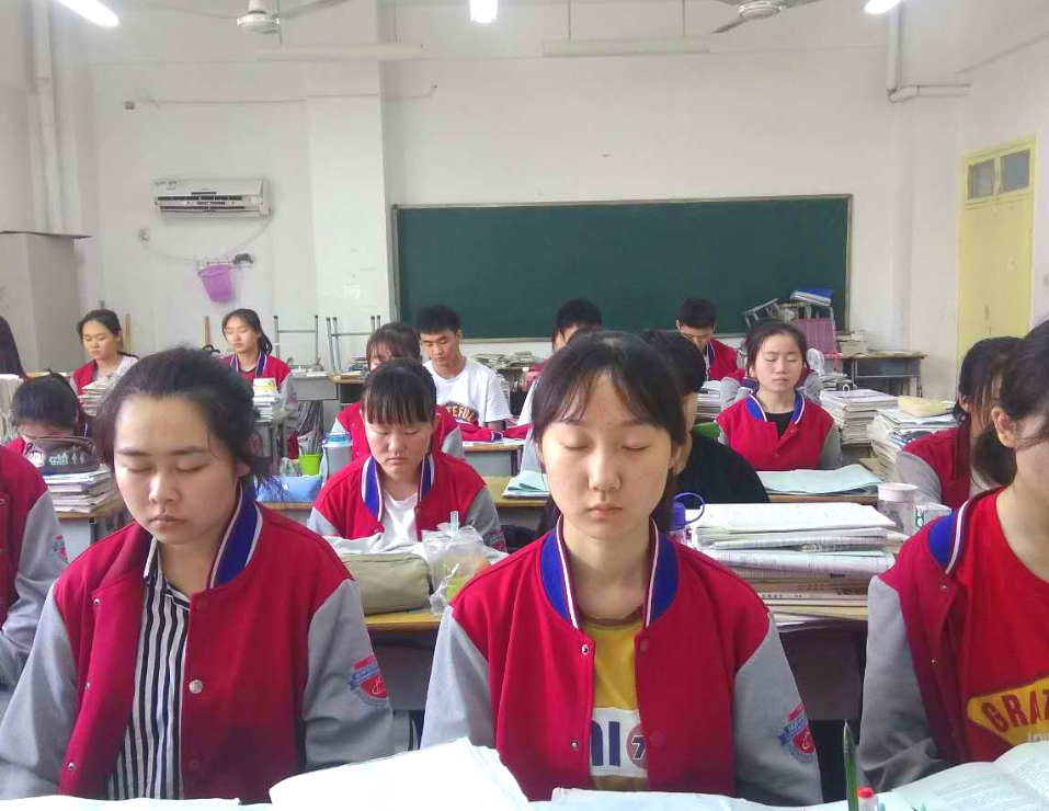 河南6所“野鸡大学”曝光，学生毕业仍是高中学历，官媒公开批评