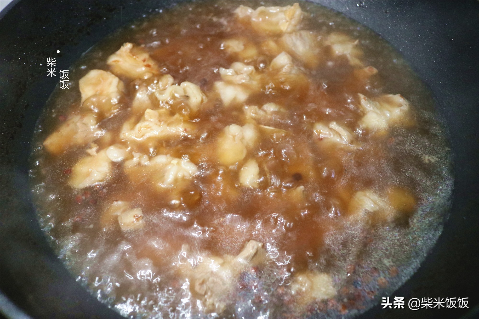 羊肉别总炖汤了，试试这个做法，鲜香又滋补，现在吃最合适