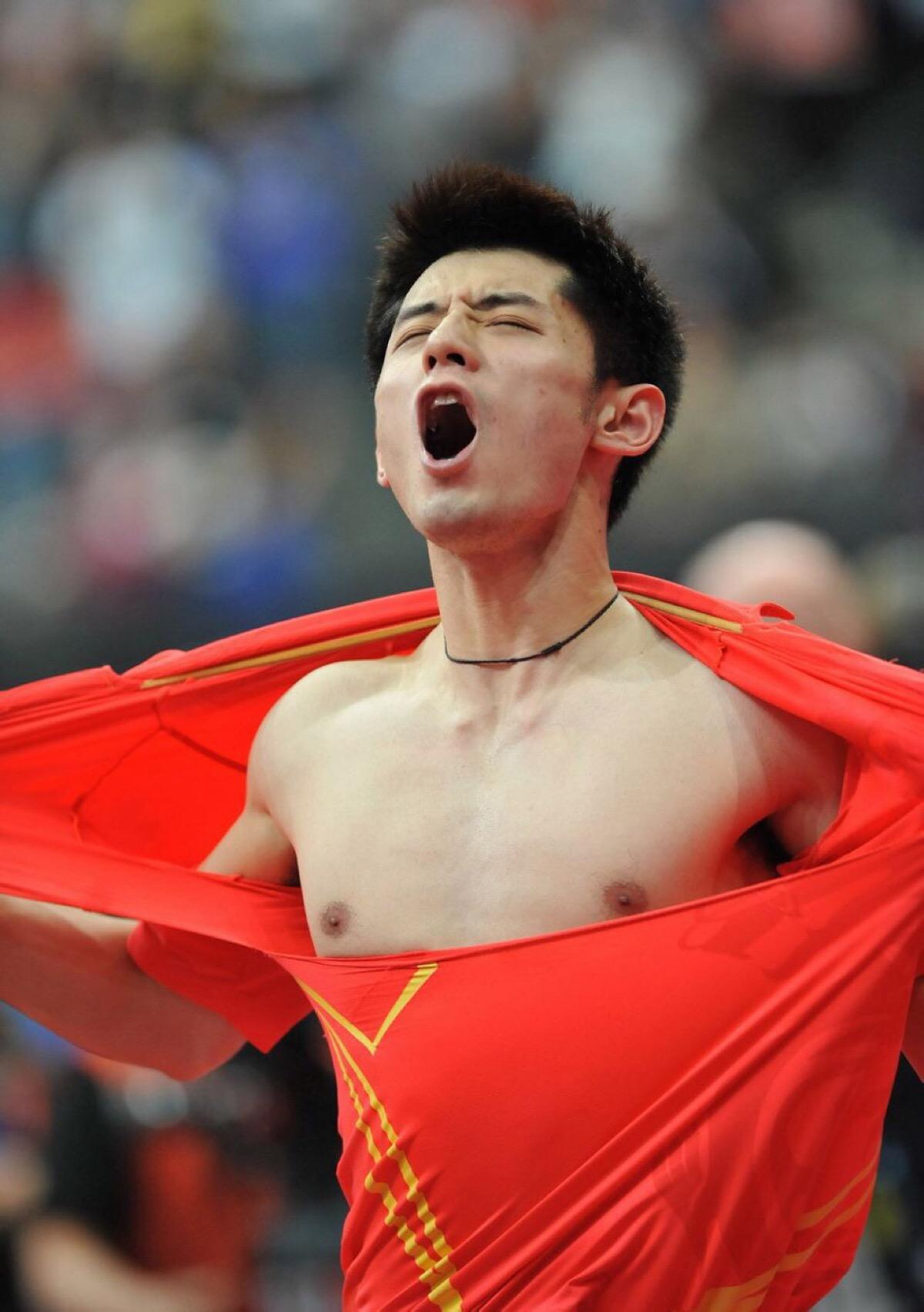 刘国梁是双圈大满贯吗(为什么说马龙是史上唯一的男乒超级全满贯冠军?