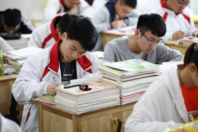 提前批次是怎么回事？适合什么学生报考？2021年考生要早了解