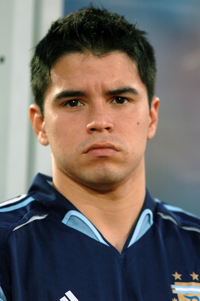 萨维奥拉2002世界杯(天才的陨落:萨维奥拉-出道即巅峰的"兔子")