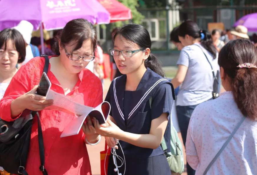 浙江省高考招生计划出炉，“录取分段”改变，英语有2次考试机会