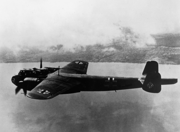 1943年，意大利最强战列舰“罗马”，让德军拿“黑科技”两下打沉