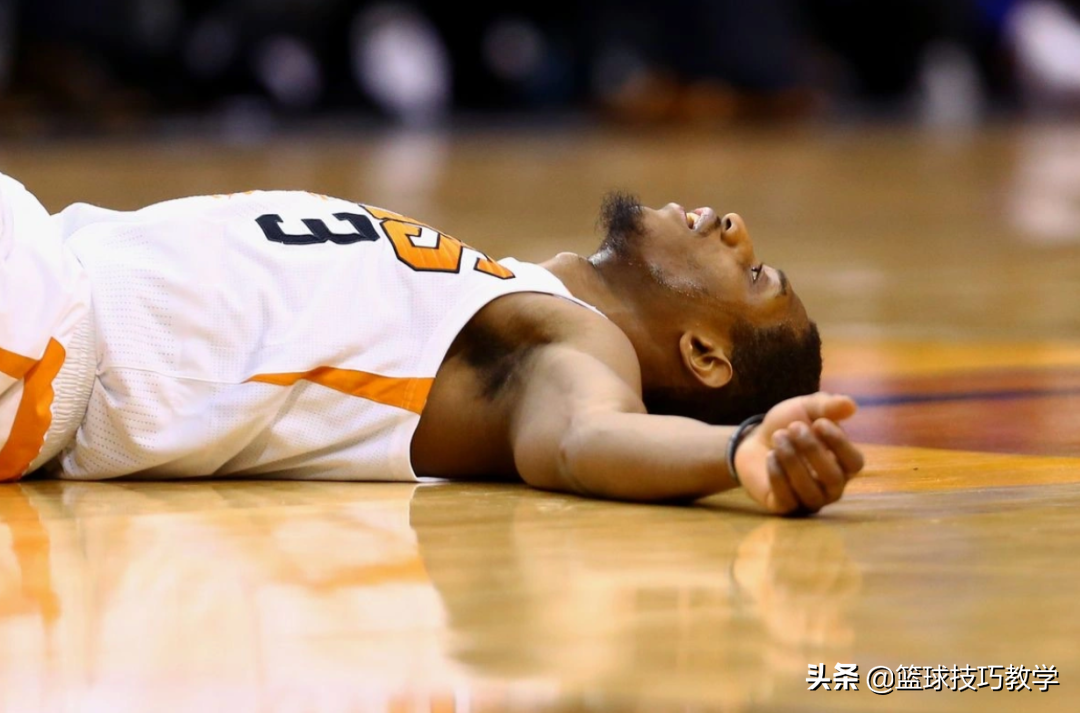 為什么nba球員容易韌帶撕裂（29歲便要離開NBA！十字韌帶撕裂，傷病無情啊）