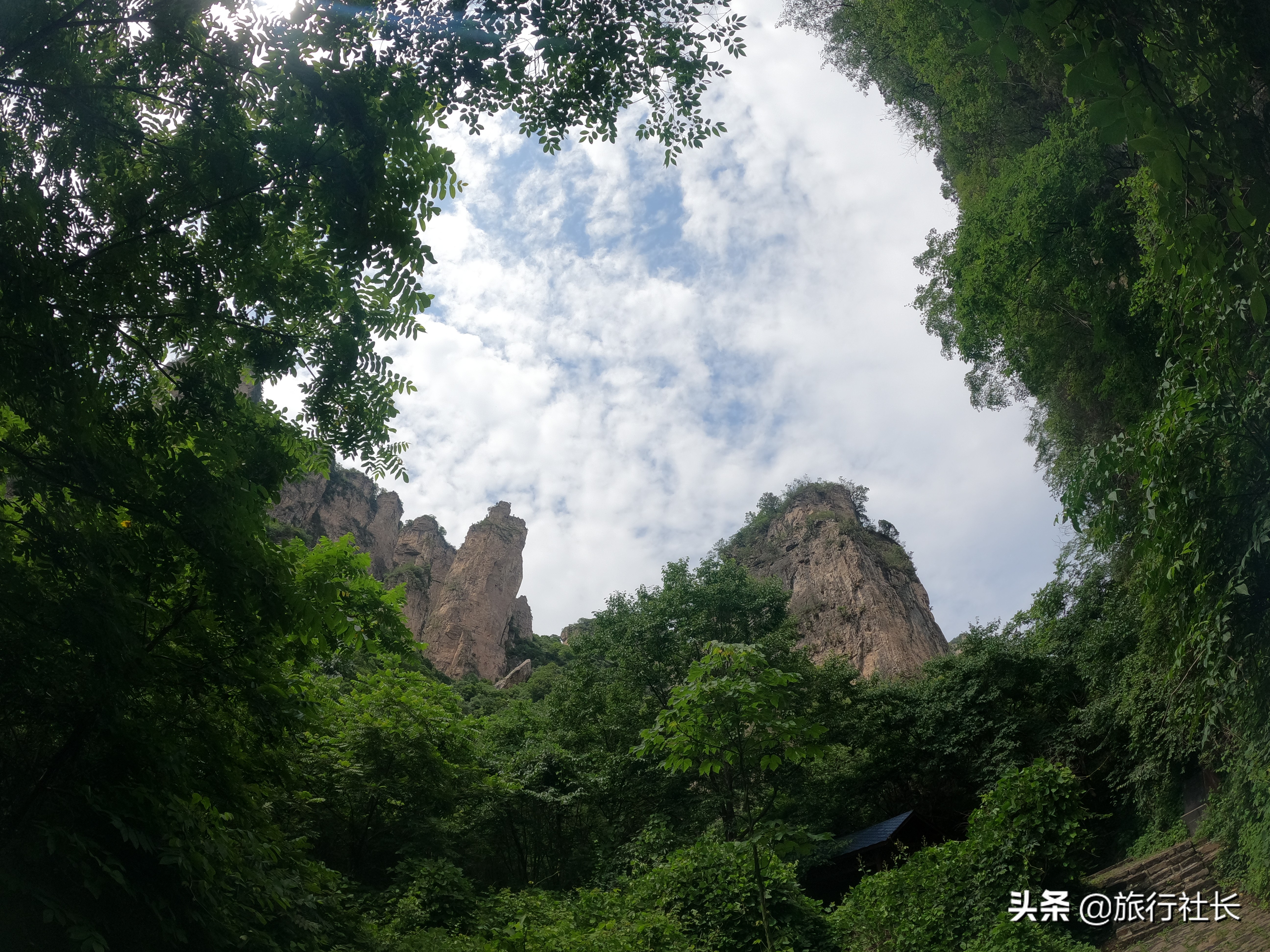 辉县关山风景区图片图片