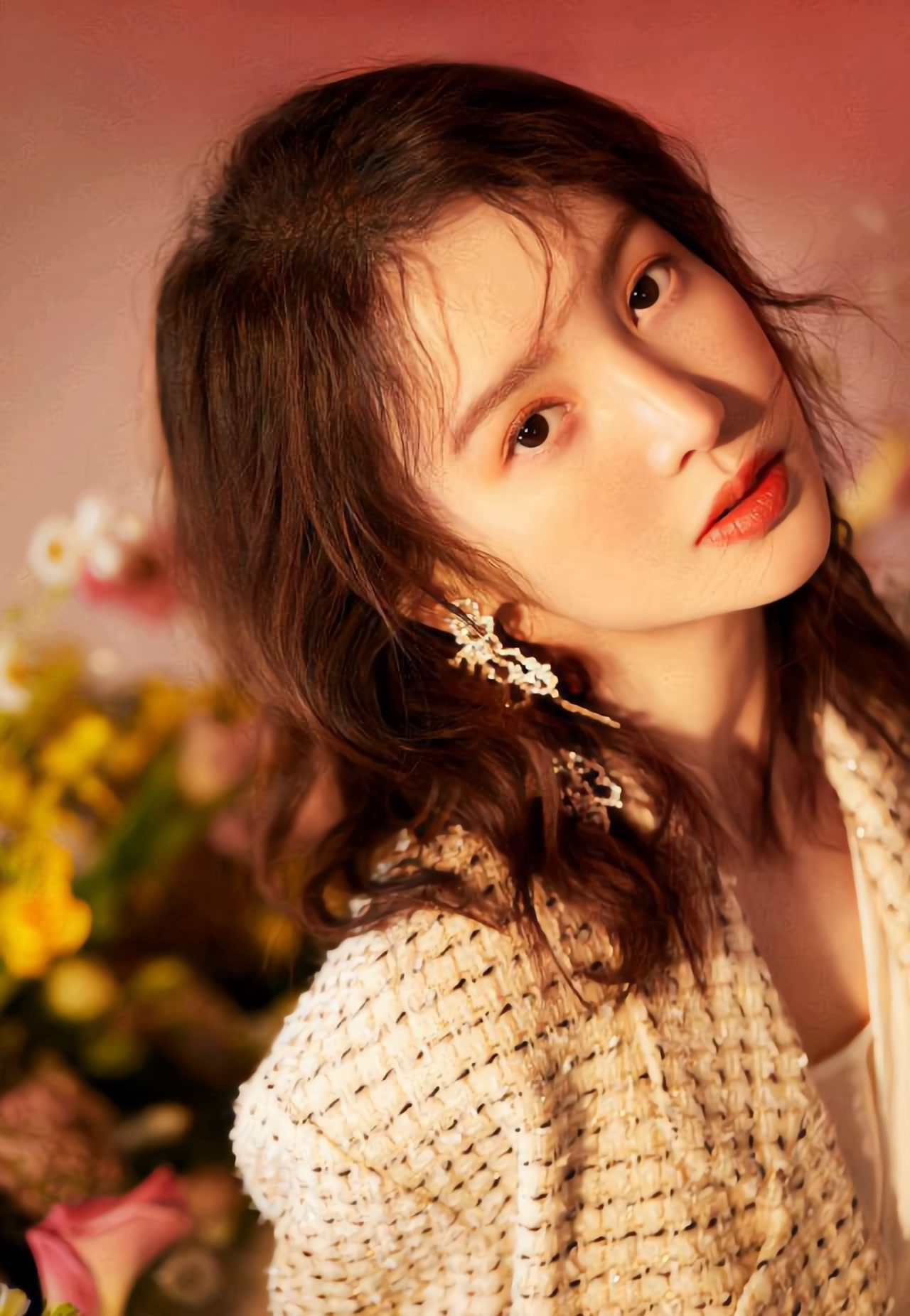 老规矩,还是要给大家来一段金晨女神的简介.