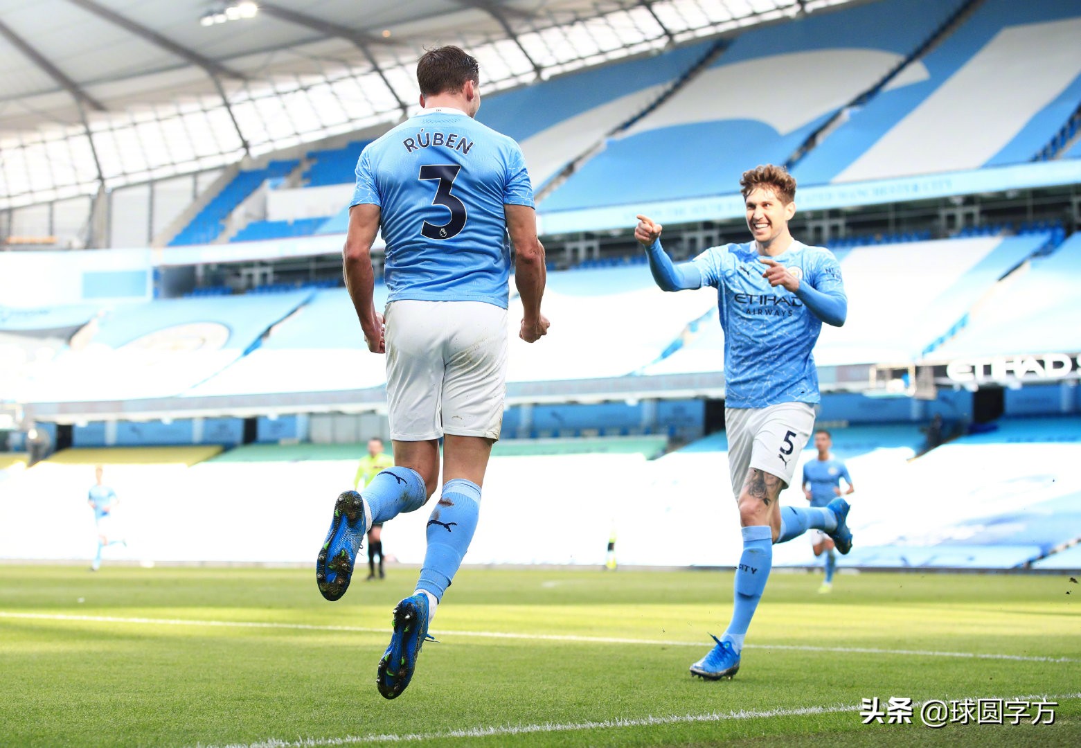 曼城2-1豪夺20连胜(2-1！曼城20连胜，林加德“开胡”，西汉姆联为穆里尼奥正名)