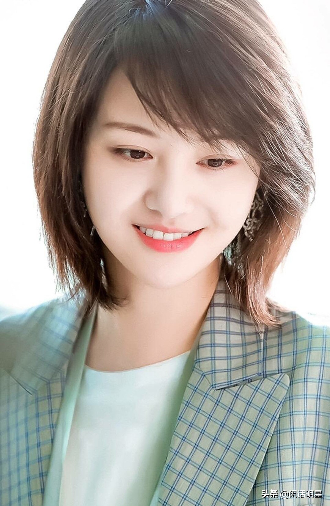 郑爽怀孕9个月的照片(郑爽找人代孕,生了一对美国双胞胎?