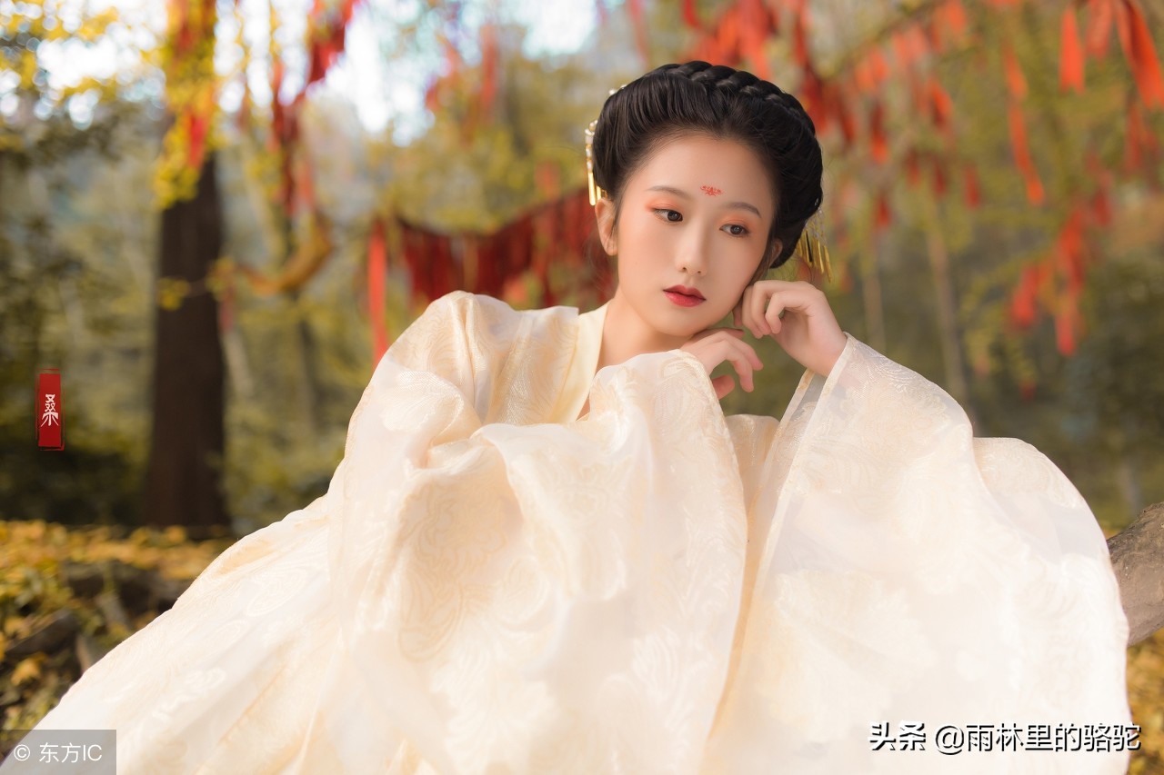 生僻字歌曲中生僻词语拼音带解释，别说没告诉你，记住教给孩子