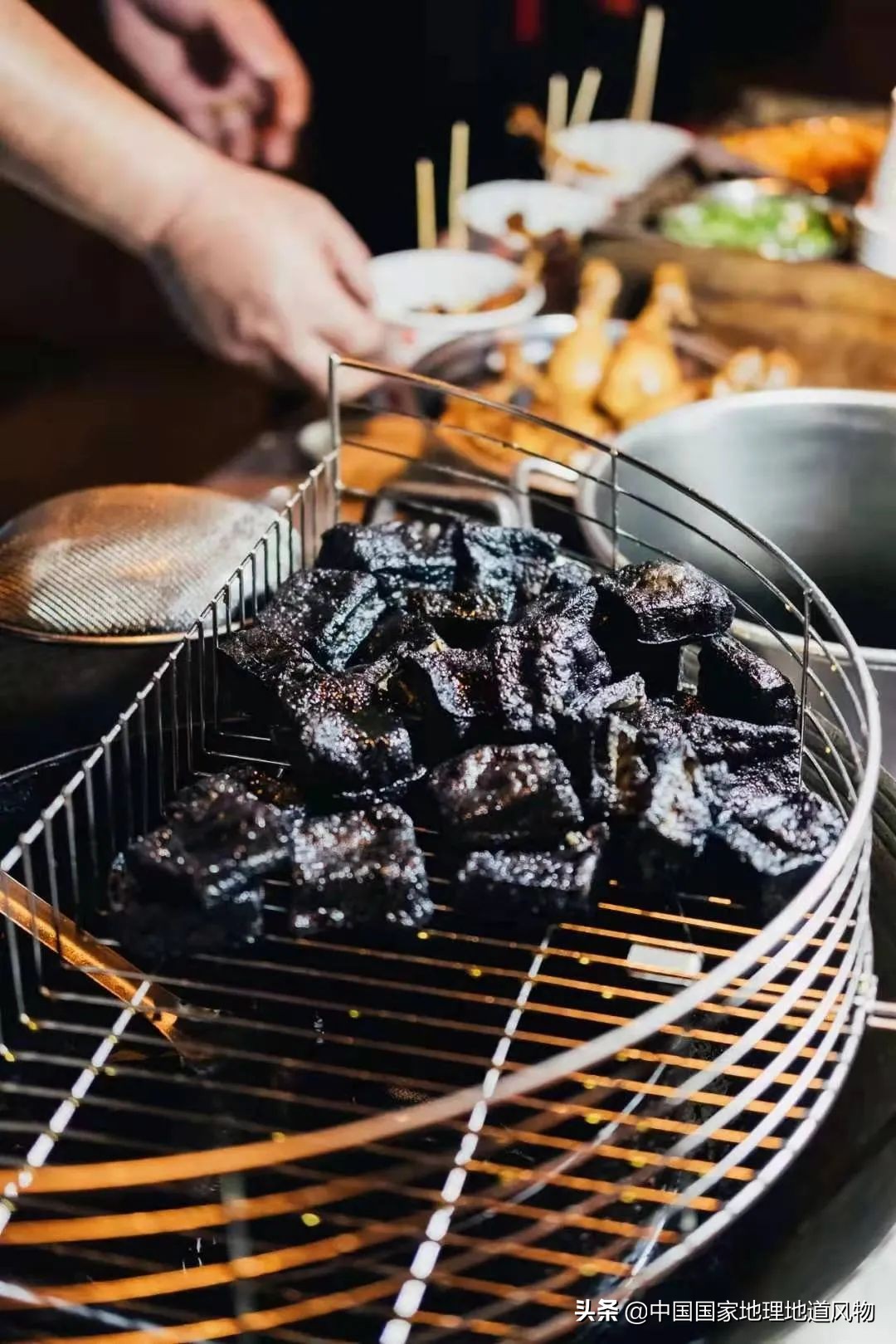 毛豆腐是哪里的特产（解密中国最奇葩的豆腐）