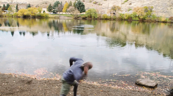 美国老人职业打水漂打出世界纪录,专家称最高可达350次!