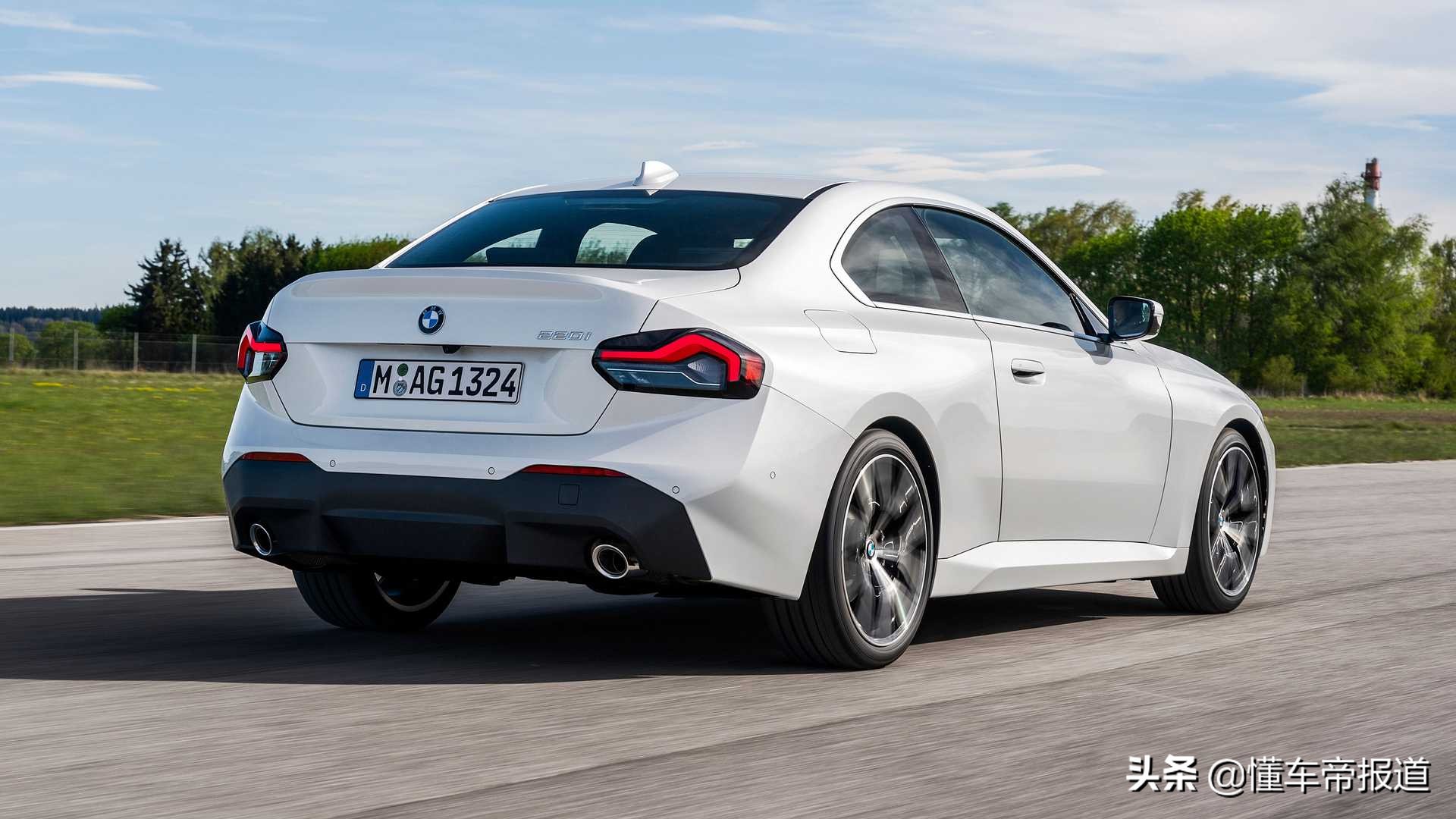 全新bmw 2系双门轿跑车亮相慕尼黑车展