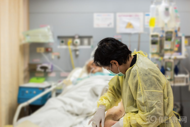 临终关怀：不是安乐死，却能让病人带着尊严离开！具体如何做的？