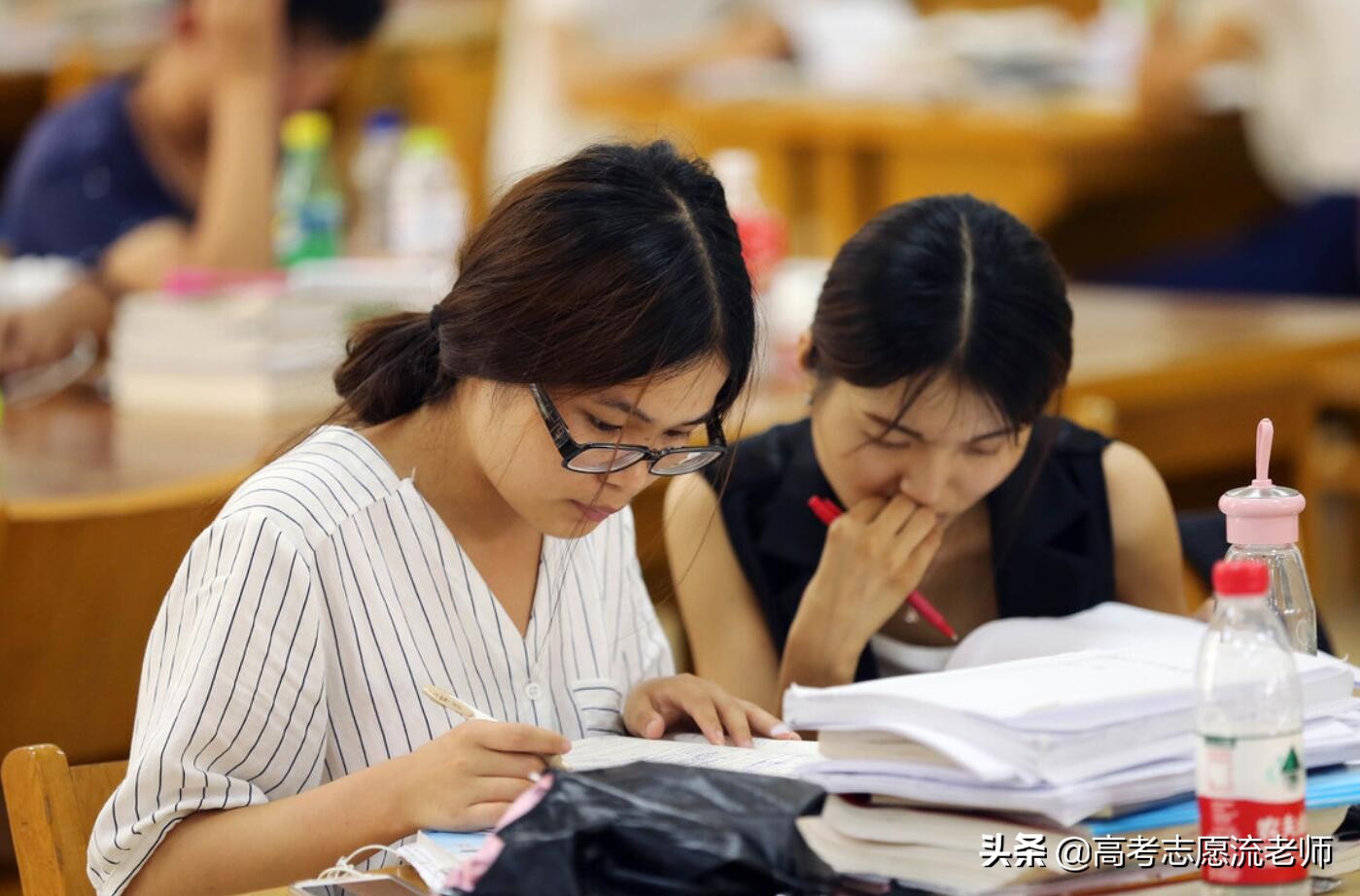 民办本科相比公办本科，差别在哪？是师资实力、招生费用不同吗？