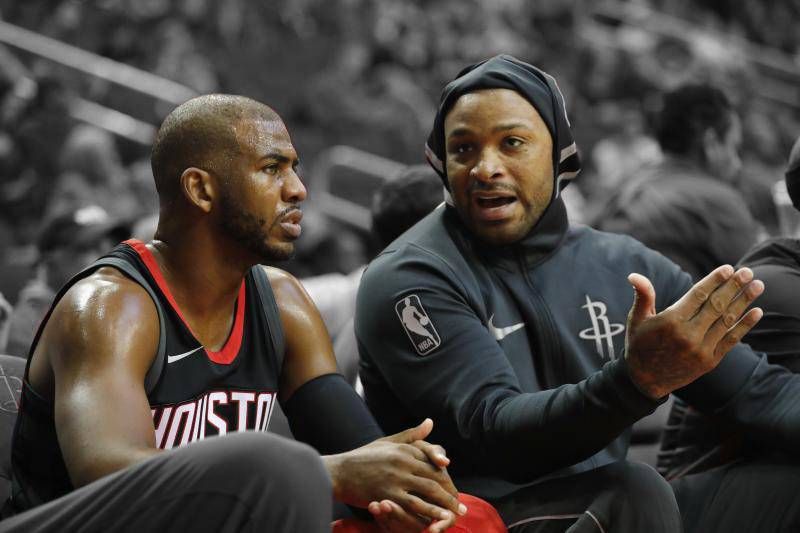 AJ在nba都簽了哪些球員（“鞋王”塔克與球鞋的5個(gè)故事：一買就是20雙，喬丹都問AJ哪買的）