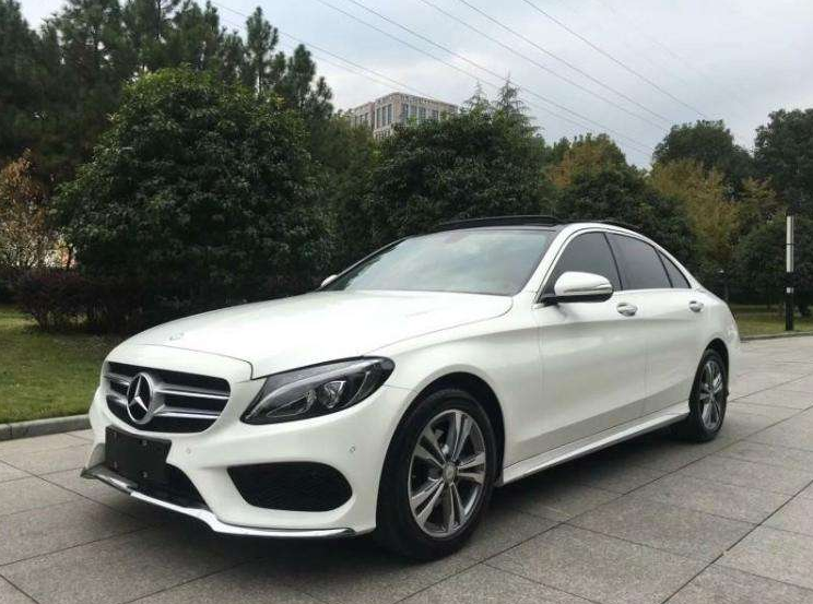 同样是20万出头，奔驰C200L和奔驰A200L，谁的性价比高？