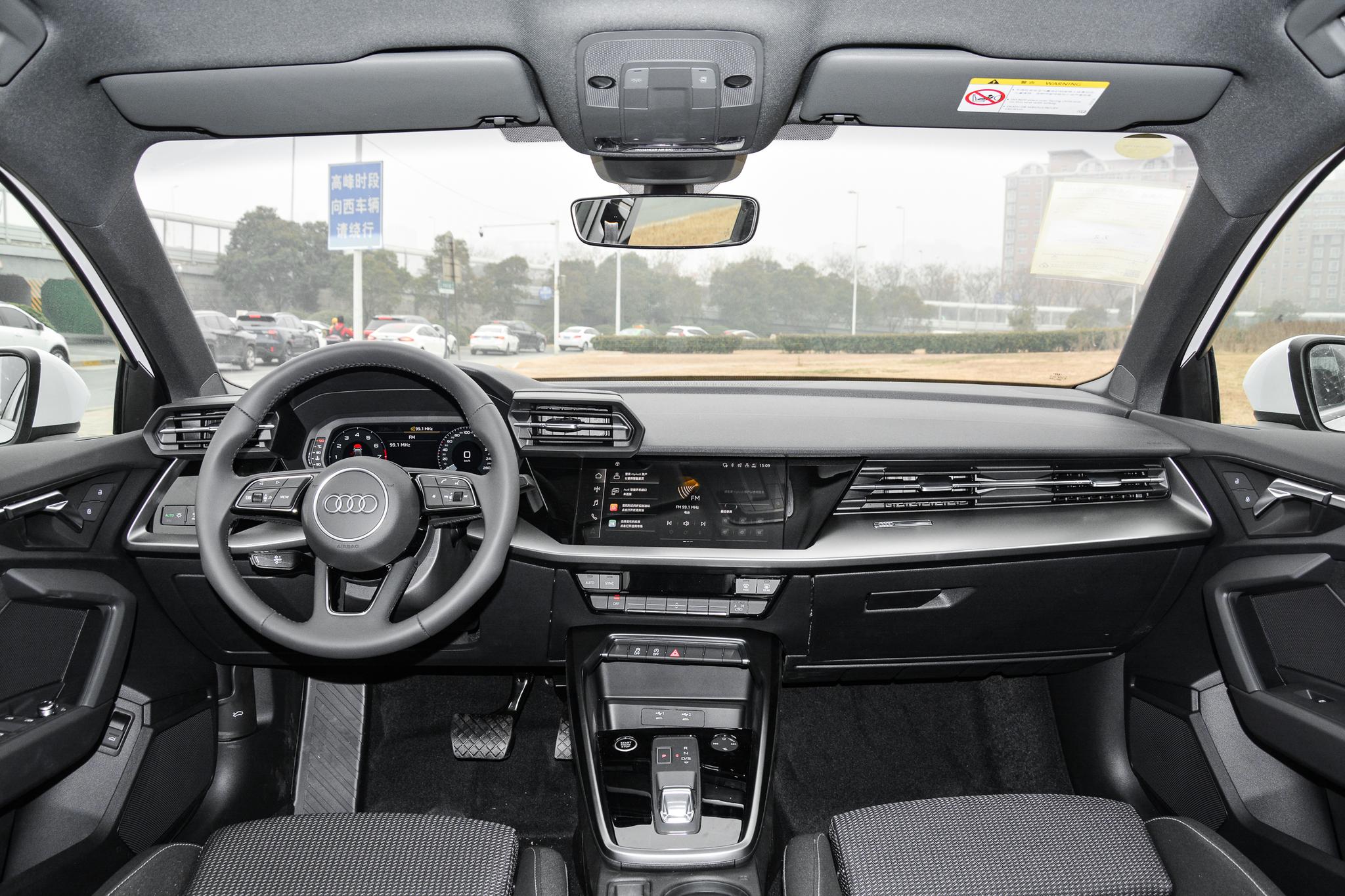 预算20万,小幅度优惠,最低配奥迪a3值得买吗?