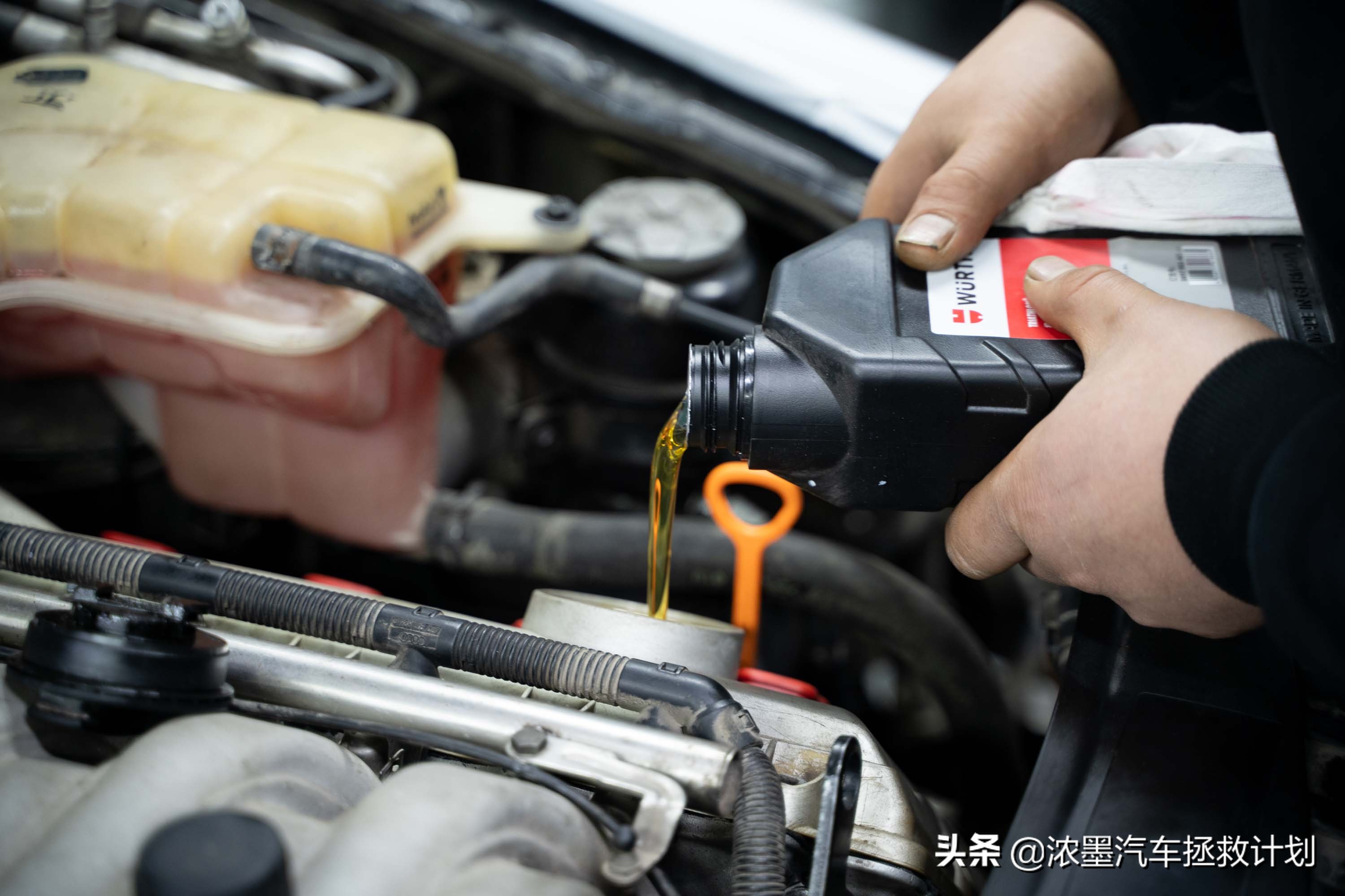 「迟暮英雄」整修一台十多年前的奥迪A6发动机，治理烧油烧水