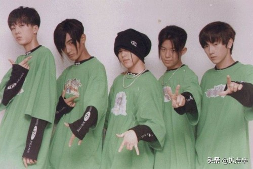 初代男团H.O.T解散之后：有人糊了又糊，有人早已退圈…